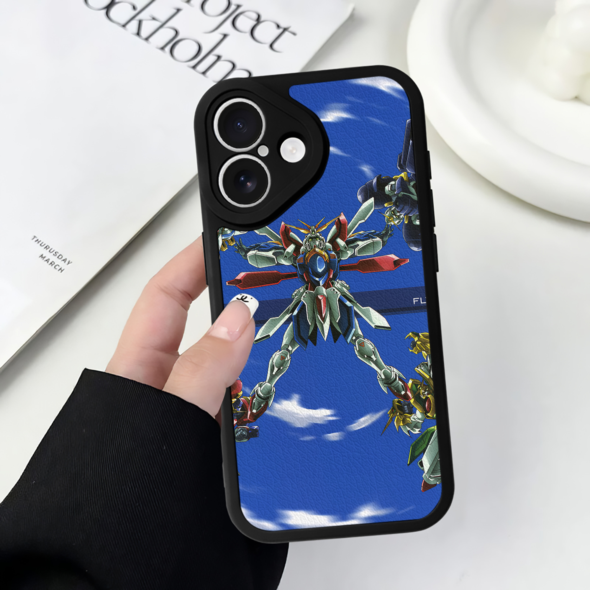 （画像用） 機動戦士ガンダム Mobile Suit Gundam 【iPhone 16シリーズ対応】シリコンスマホケース（レザー調） 材質：シリコン